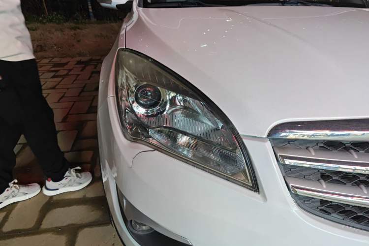 Used Changan CS35 2015 1.6L Manual Luxury Model China IV Standard
