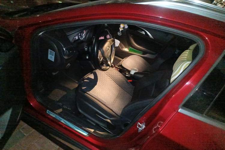 Used Infiniti QX30 2017 1.6T Two-Wheel-Drive Sport Edition
