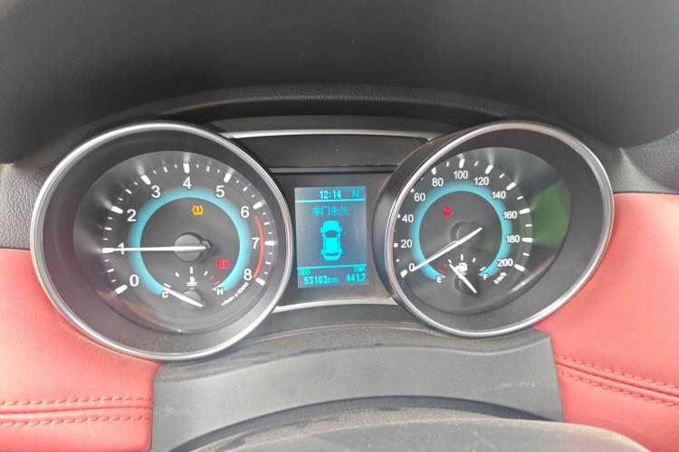 Used Haval H1 2016 Blue Label 1.5L AMT Luxury Model
