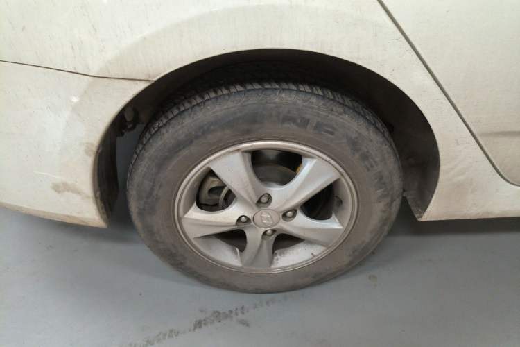 Used Hyundai Verna (older generation) 2016 1.4L Manual Smart GLS Trim