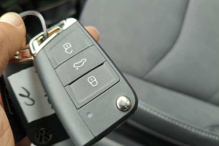 Used Volkswagen FAW-Volkswagen CC 2025 Model, Facelifted, 330TSI, Glamorous—Shared Edition Vehicle Key