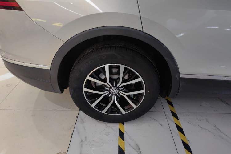 Used Volkswagen Tiguan L 2017 330TSI Automatic Two-Wheel Drive Comfort Edition