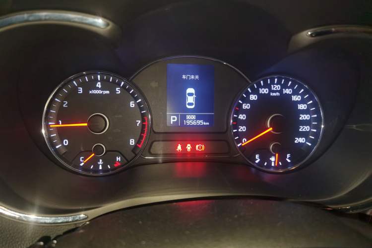 Used Kia K3 2015 1.6L Automatic GLS
