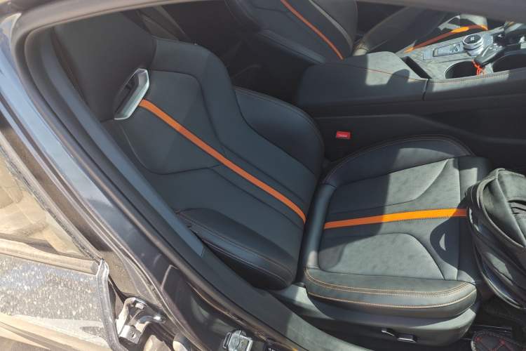 Used CHANGAN UNI-V 2024 1.5T Prestige Edition