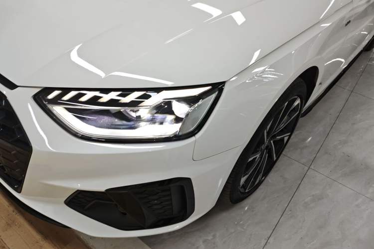 Used Audi A4L 2023 40 TFSI Luxury Dynamic Model
