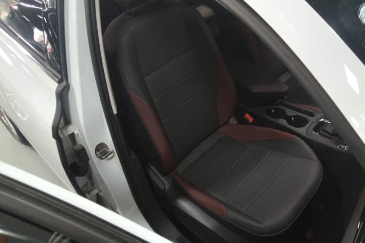 Used Volkswagen Bora 2020 1.5L Automatic Comfort Model Right Front Seat