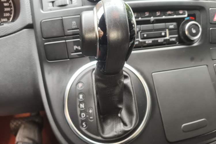 Used Volkswagen Multivan 2014 2.0 TSI Four-Wheel-Drive Executive Edition
