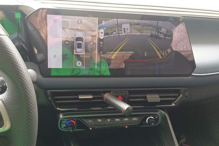 Used GAC Trumpchi GS3 2023 Shadow Speed 270T Dynamic Intelligence Edition
