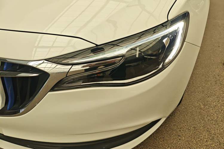 Used Buick GT 2021 1.3T Automatic Mild Hybrid Elite Version Left Front Headlight