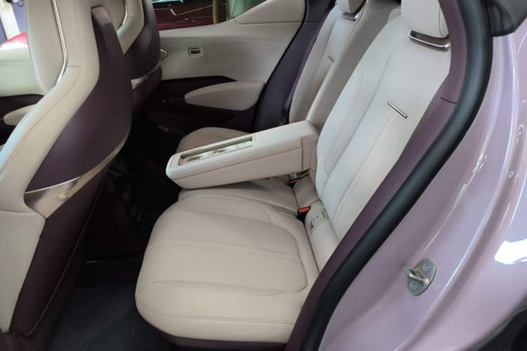 Used Zeekr X 2023 Four-Wheel Drive YOU Edition 4 Seats