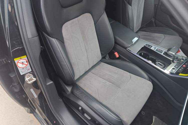 Used Audi A6L 2022 45 TFSI Prestige Dynamic Edition Right Front Seat