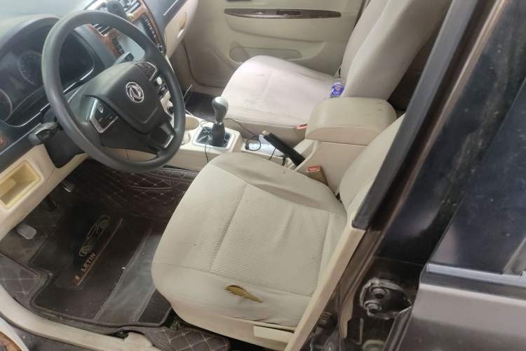 Used Dongfeng Fengon 330 2014 1.5L Manual Utility Version DK15