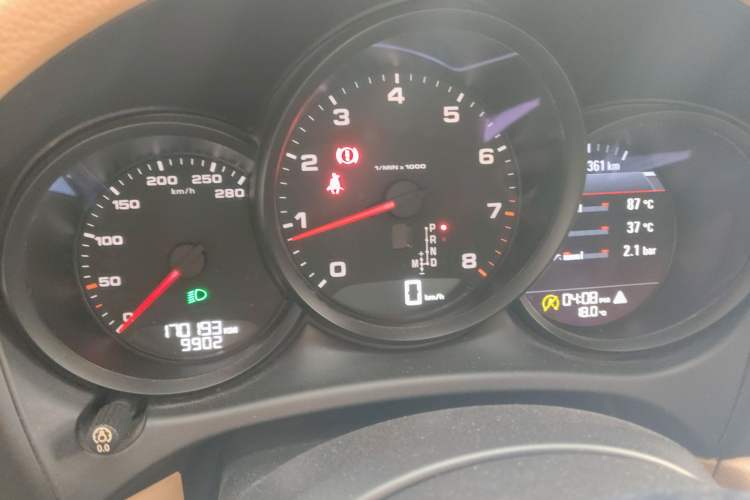 Used Porsche Macan 2017 Macan 2.0T Instrument Cluster