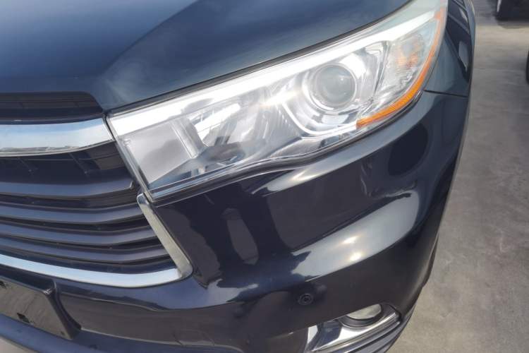 Used Toyota Highlander 2015 2.0T Two-Wheel Drive Elite Edition 5 Seats
