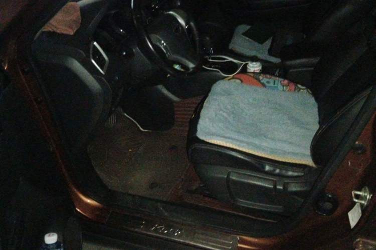 Used Nissan X-Trail 2015 2.0L CVT Comfort MAX Edition 2WD Left Front Seat