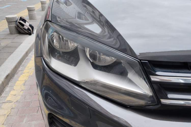 Used Volkswagen Touareg 2011 3.0 TDI Diesel Standard Version