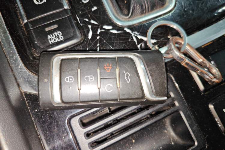 Used GAC Trumpchi GS8 2017 320T Two-Wheel Drive Luxury Smart Connectivity Version (7 Seats)
