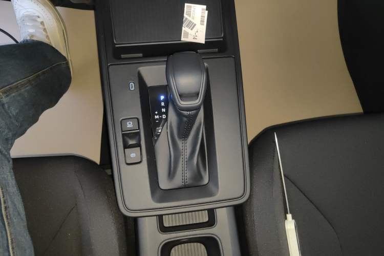 Used Toyota Corolla Cross 2026 Model 2.0L Pioneer Edition
