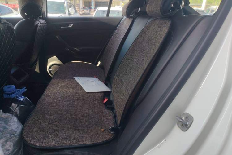 Used Qoros 5 2018 Revised Version 1.6T Automatic Leading Edition Left Rear Seat