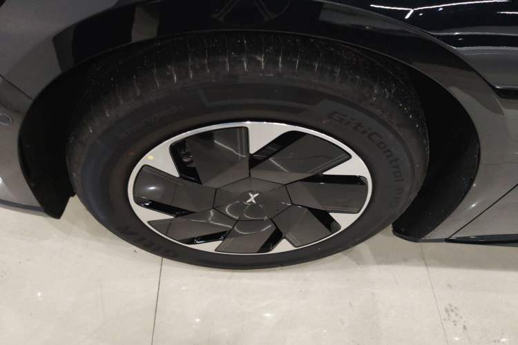 Used XPeng P7+ 2024 Long-Range Max Exterior 4