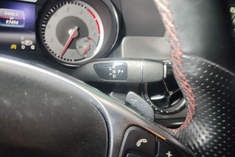 Used Mercedes-Benz CLA 2015 CLA 220 4MATIC Gear Lever
