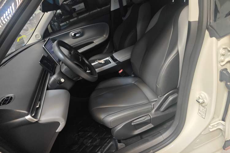 Used Dongfeng NAMMI 01 2024 New Edition 330 Air Left Front Seat