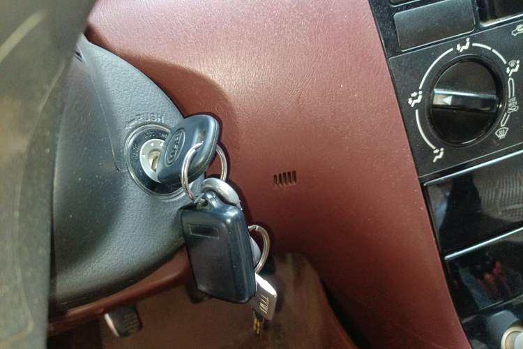 Used BYD F3 2013 Energy-Efficient Model 1.5L Manual Comfort Version
