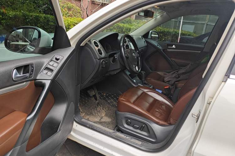 Used Volkswagen Tiguan 2015 1.8TSI Automatic Two-Wheel Drive Luxury Model Driver Seat