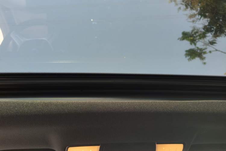 Used Mercedes-Benz E-Class 2015 Facelift E 200 L