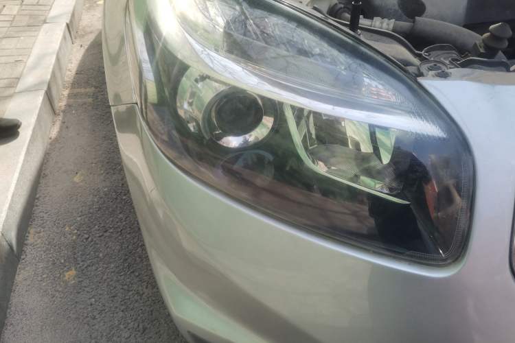 Used Renault Koleos 2012 2.5L 4x4 Comfort Edition with Navigation