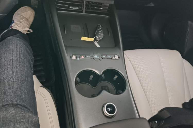 Used BYD Seal 06 New Energy 2025 EV 545KM Flagship Edition Gear Lever