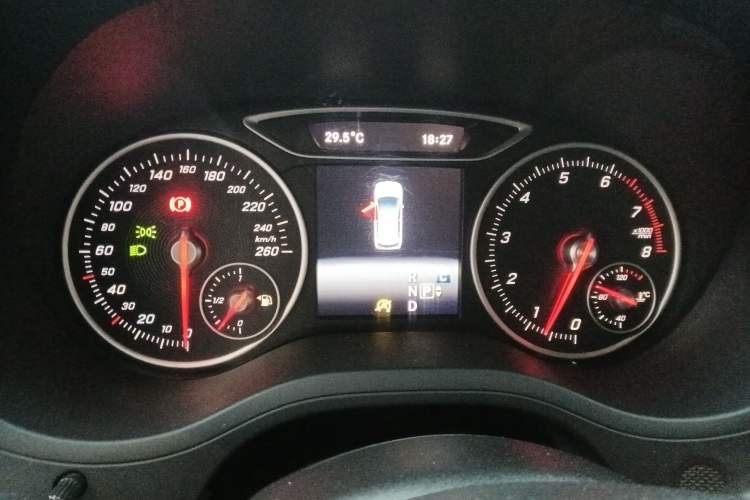 Used Mercedes-Benz B-Class 2015 B 200 Fashion Model Instrument Cluster