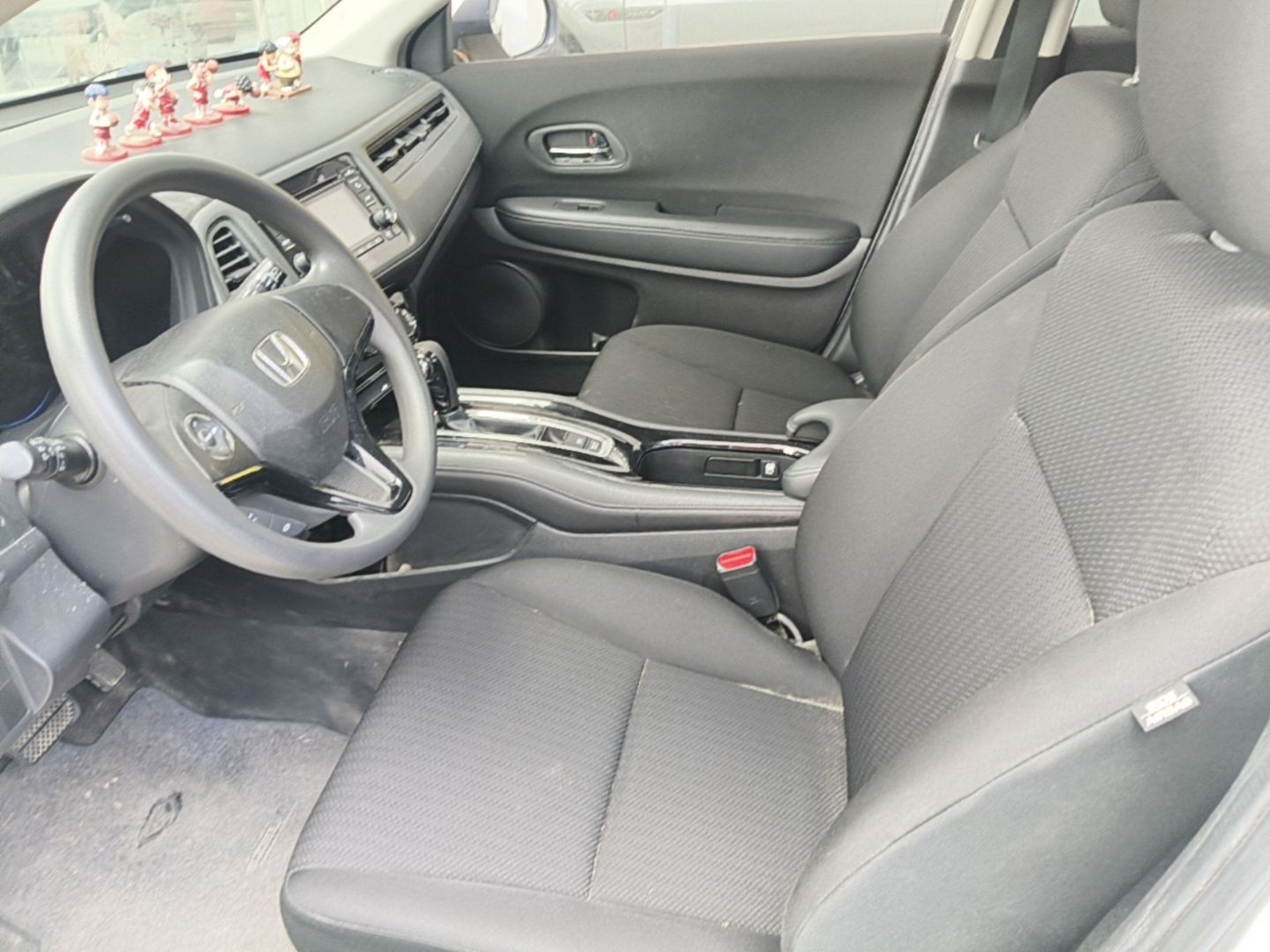 Vordere Reihe im Auto