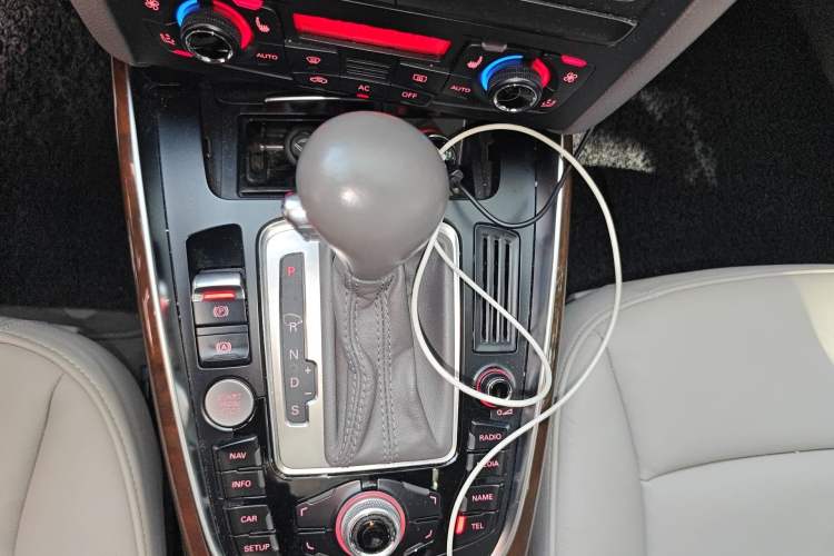 Used Audi Q5 2012 2.0TFSI Comfort Version
