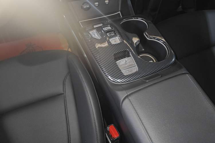 Used Hyundai Tucson 2023 Tucson L 1.5T Automatic Two-Wheel Drive DLX Luxury Edition Gear Lever