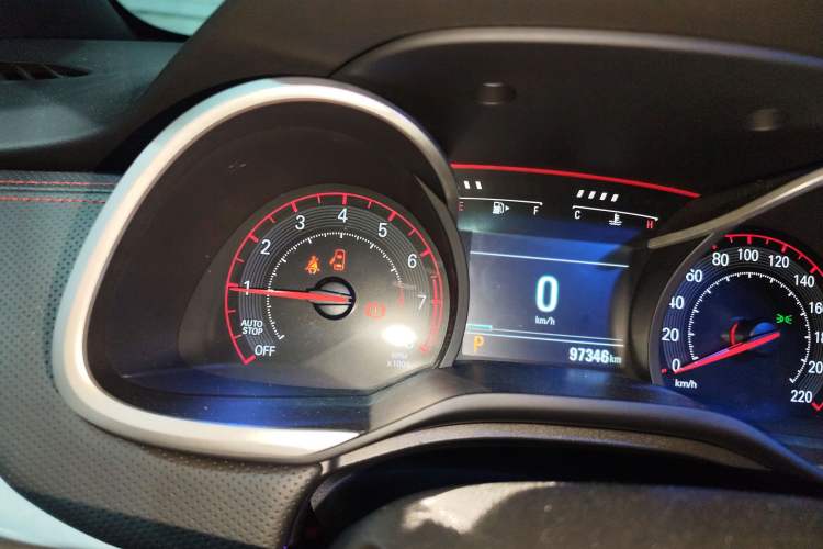 Used Chevrolet Monza 2019 RS 330T Automatic Comfort Edition China VI Standard Instrument Cluster