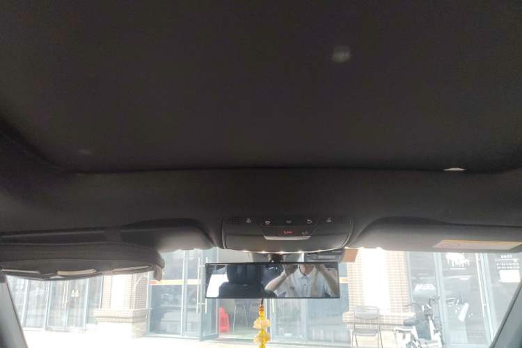 Used Mercedes-Benz GLC 2021 GLC 260 L 4MATIC Luxury Model
