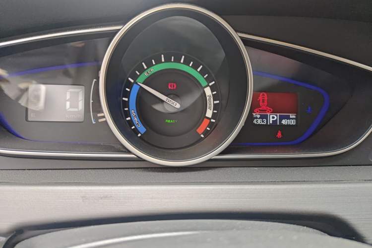 Used Roewe e550 2016 Deluxe Edition