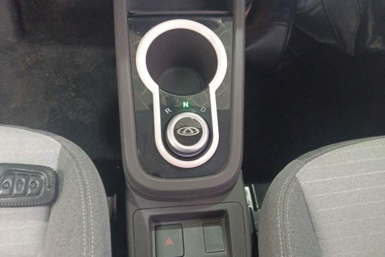 Used Chery QQ Little Ant 2021 200 000-Yuan Ant Fan Edition Energized Version Lithium Iron Phosphate 301 km Gear Lever