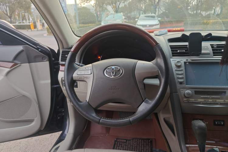 Used Toyota Camry 2013 200G Classic Luxury Edition