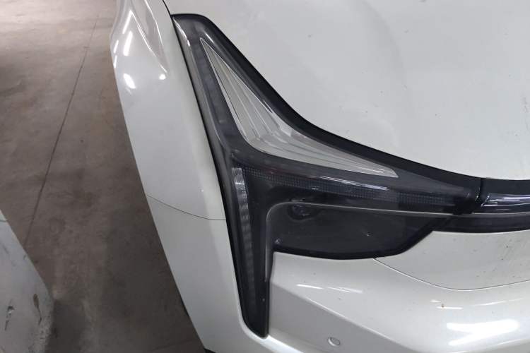 Used NETA U 2021 Pro 500 Global Edition Right Front Headlight