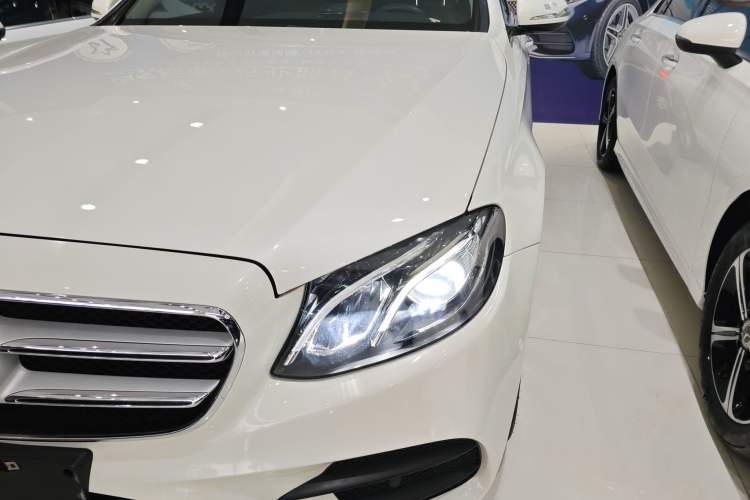 Used Mercedes-Benz E-Class 2018 Facelift E 200 L Sport Edition