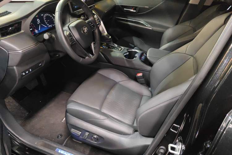 Used Toyota Venza 2024 2.0L CVT Two-Wheel Drive Prestige Edition