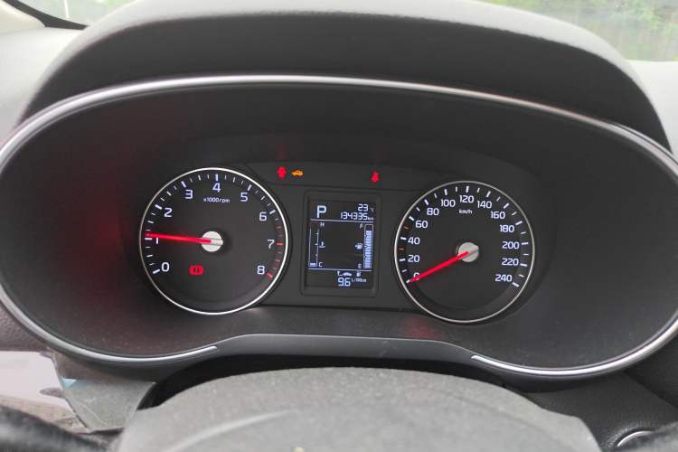 Used Kia KX3 2015 1.6L Automatic Two-Wheel Drive DLX Instrument Cluster