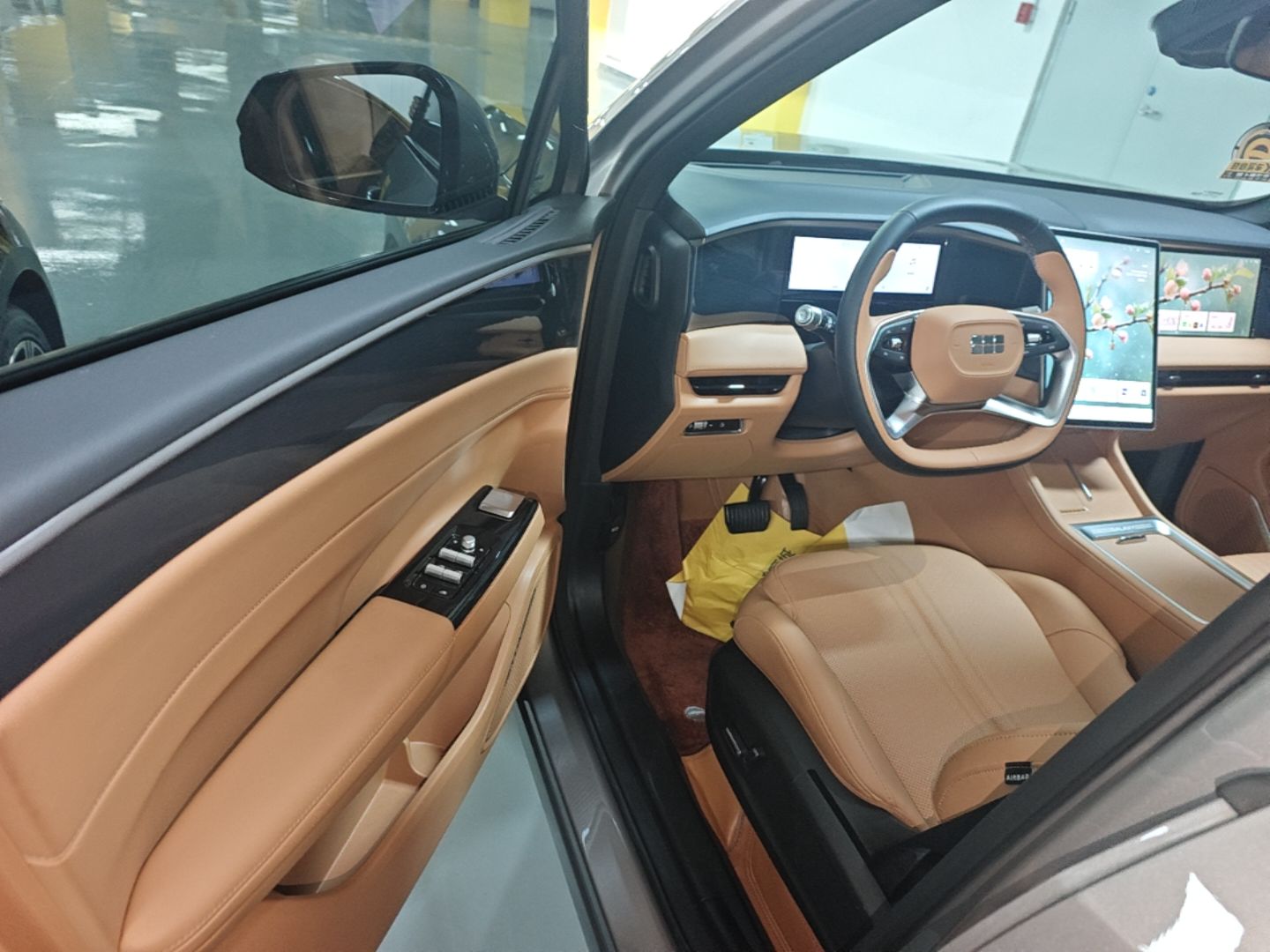 Geely Galaxy L7 2025 EM-i 115km Exploration Edition — снимка 18