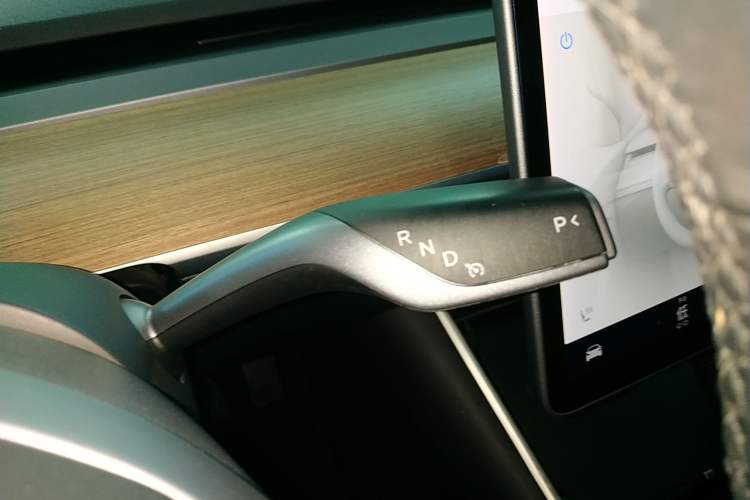 Used Tesla Model 3 2019 Long-Range Rear-Wheel-Drive Version
