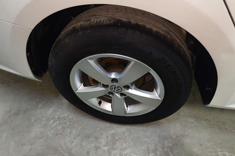 Used Volkswagen Lavida 2019 Lavida Start 1.5L Automatic Trendy Version China VI Standard Exterior 3