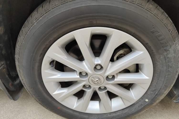 Used Toyota Camry 2016 2.0G 10th Anniversary Leading Edition