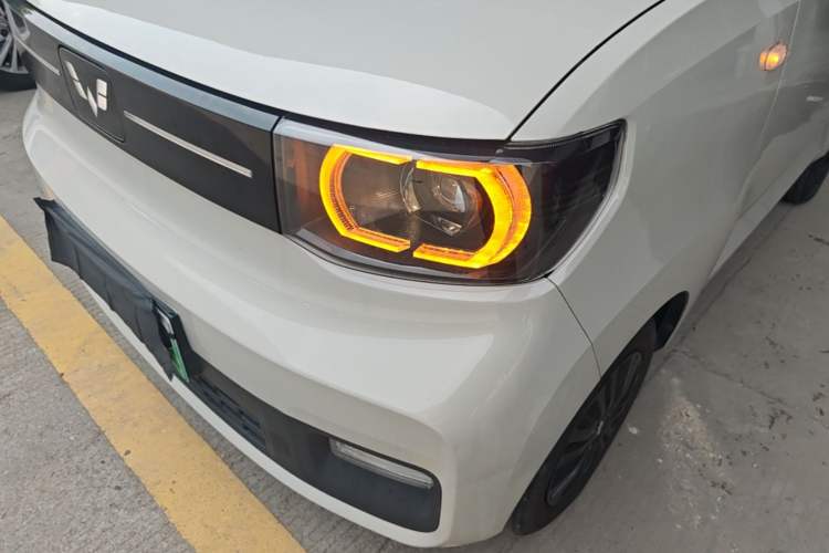 Used Wuling Hongguang MINIEV 2022 Macaron Premium Model – Lithium Iron Phosphate
