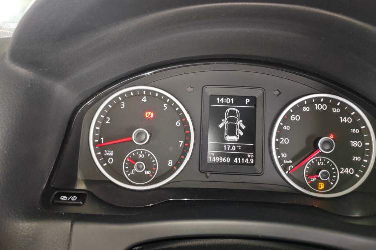 Used Volkswagen Tiguan 2014 1.8TSI Automatic 2WD 30th Anniversary Edition Instrument Cluster